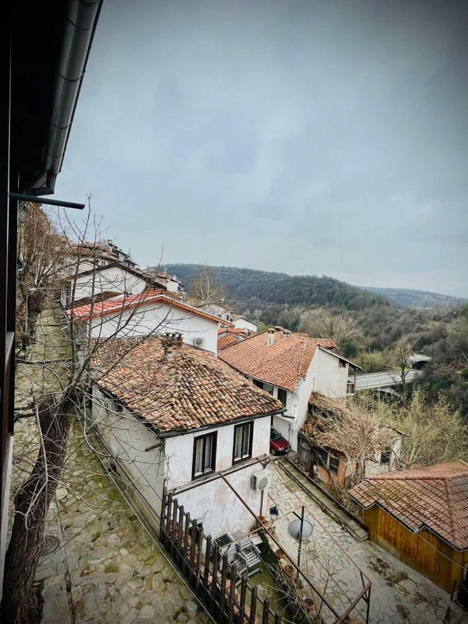 The Green Guest House Of Veliko Tarnovo-Amazing View, Top Location Екстер'єр фото