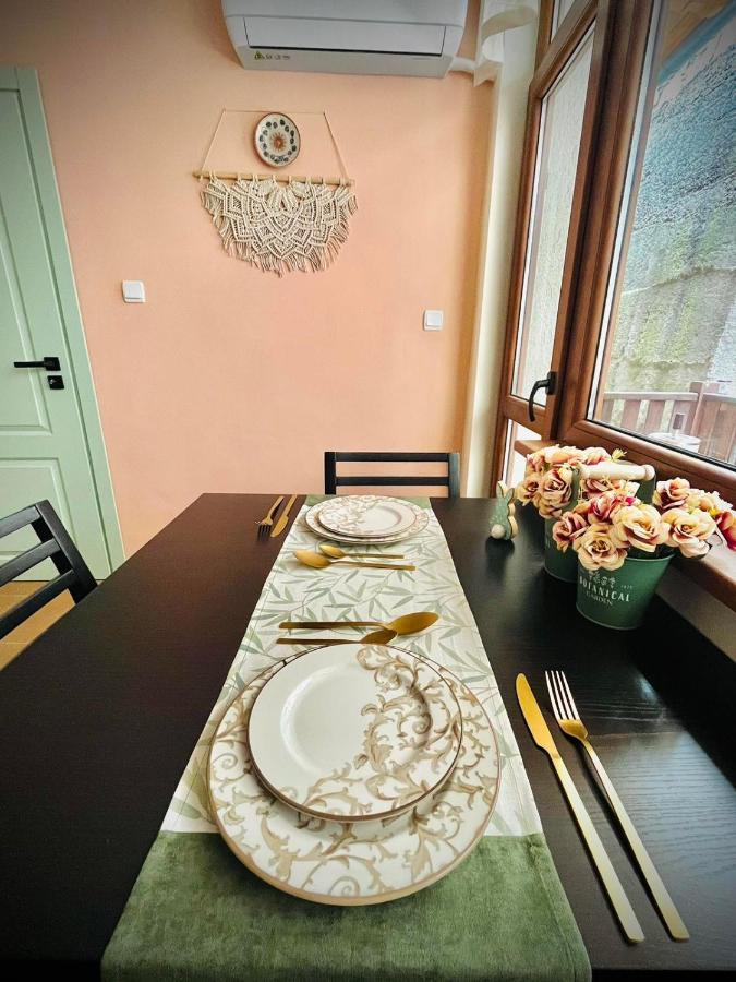 The Green Guest House Of Veliko Tarnovo-Amazing View, Top Location Екстер'єр фото