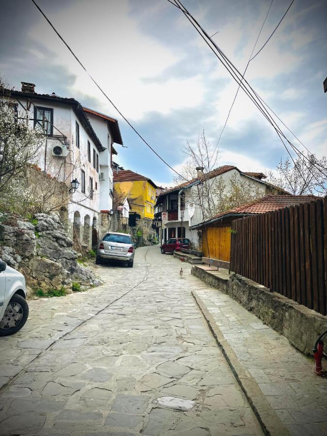 The Green Guest House Of Veliko Tarnovo-Amazing View, Top Location Екстер'єр фото