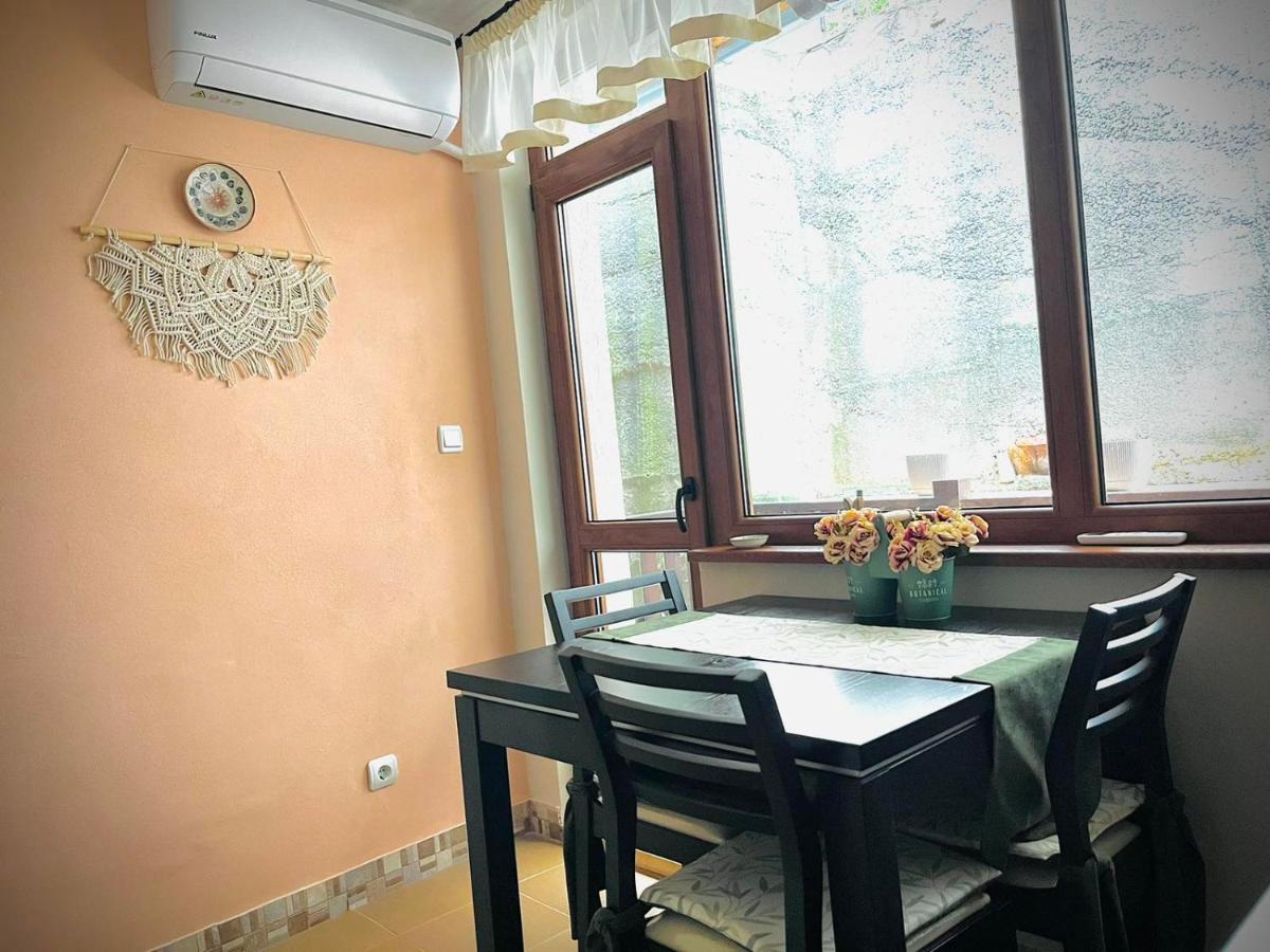 The Green Guest House Of Veliko Tarnovo-Amazing View, Top Location Екстер'єр фото