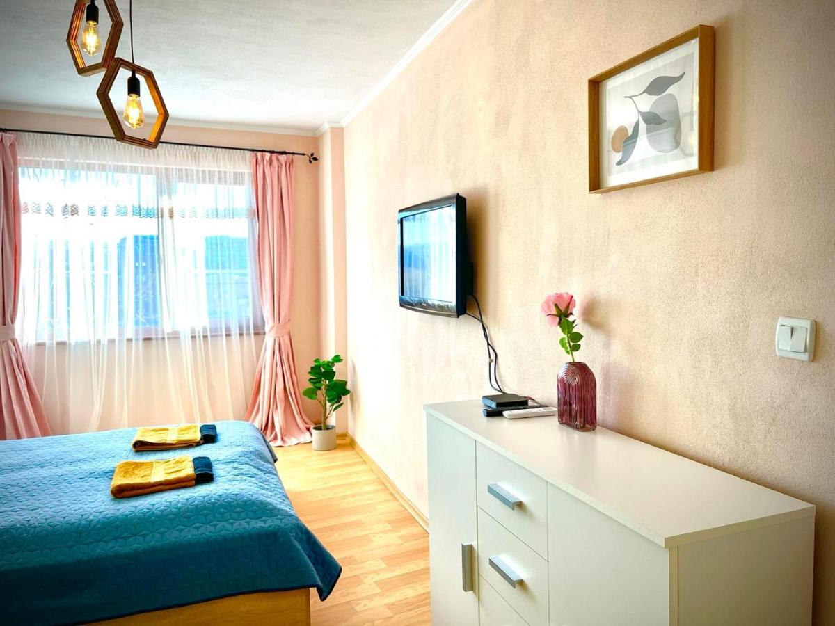 The Green Guest House Of Veliko Tarnovo-Amazing View, Top Location Екстер'єр фото